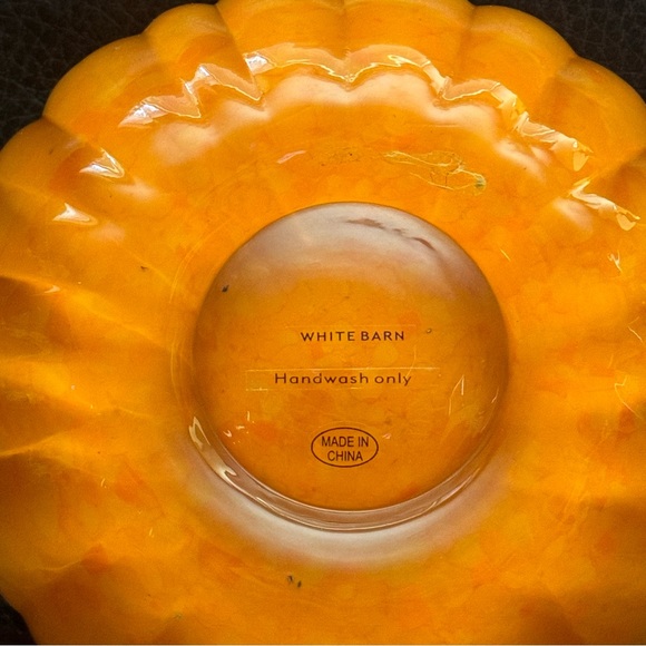 White Barn Glass Pumpkin 3 Wick Candle Holder with Metal Lid - Picture 13 of 13